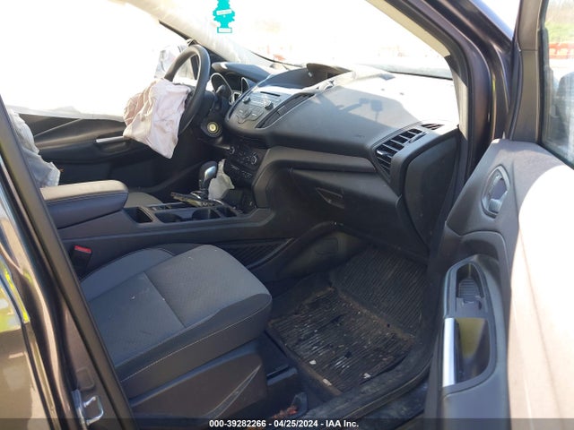 Ford ESCAPE SE 2018 1FMCU9GD5JUD40359 Image 5