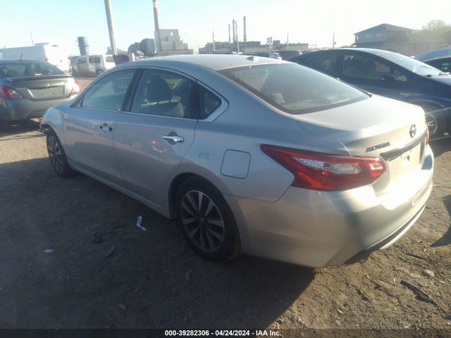 Nissan Altima 2.5 Sv 2017 1N4AL3AP6HC257253 Image 3