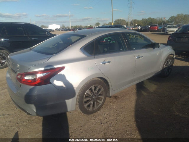 Nissan Altima 2.5 Sv 2017 1N4AL3AP6HC257253 Image 4