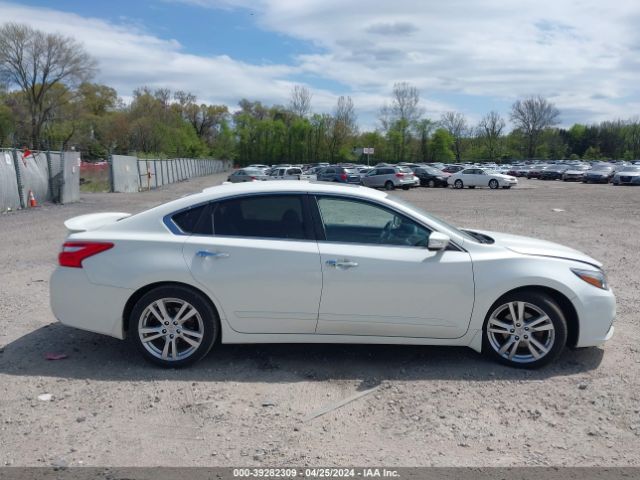 1N4BL3AP3HC203185 Nissan Altima 3.5 Sl