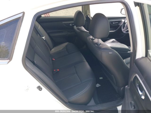 1N4BL3AP3HC203185 Nissan Altima 3.5 Sl