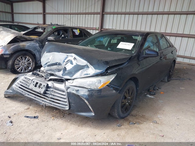 Toyota CAMRY LE 2015 4T4BF1FK9FR494299 Image 2