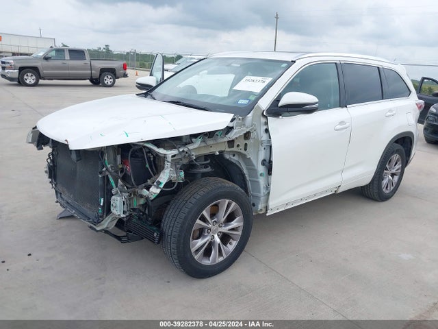 Toyota Highlander Xle V6 2015 5TDKKRFH5FS091261 Image 2