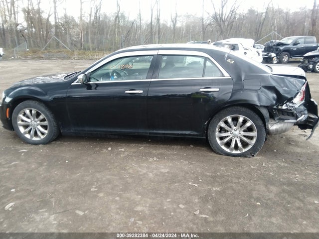 Chrysler 300c Awd 2015 2C3CCAKG8FH876358 Image 14