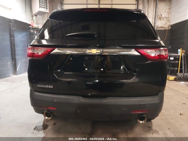 Chevrolet Traverse Ls 2018 1GNERFKW7JJ267333 Image 16