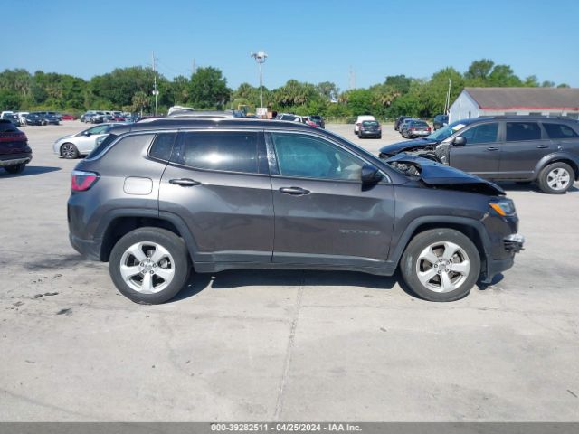 3C4NJCBB2LT102426 Jeep Compass Latitude Fwd