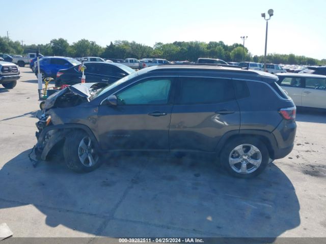 3C4NJCBB2LT102426 Jeep Compass Latitude Fwd