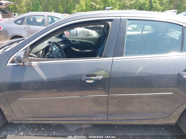 Chevrolet MALIBU 1LT 2015 1G11C5SL0FF212265 Image 14