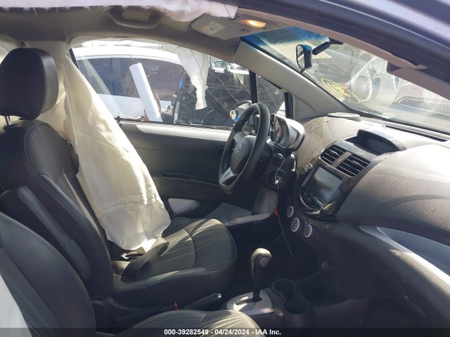 Chevrolet Spark 1lt Auto 2014 KL8CD6S98EC467858 Image 5