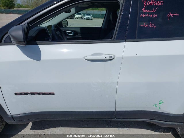 Jeep Compass Trailhawk 4x4 2022 3C4NJDDB1NT142969 Image 14
