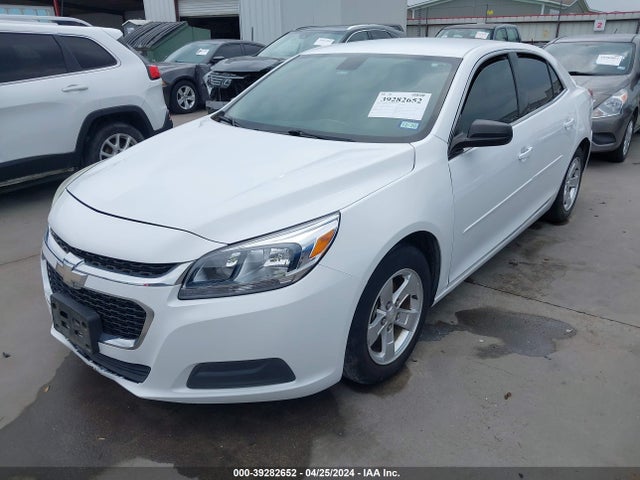 Chevrolet MALIBU LS 2015 1G11B5SL3FF207905 Image 2