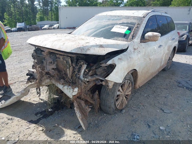 Nissan Pathfinder Sv 2018 5N1DR2MN2JC603729 Image 2
