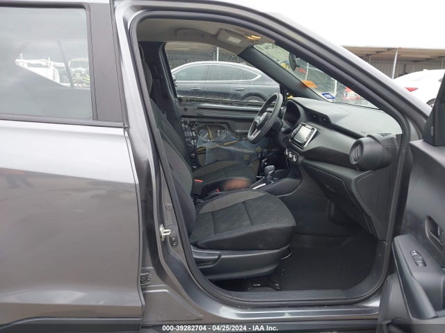 39282704 :رقم المزاد ، 3N1CP5BV4LL550651 vin ، 2020 Nissan Kicks S Xtronic Cvt مزاد بيع