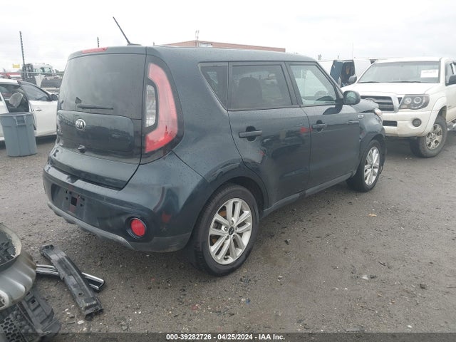 KIA SOUL + 2017 KNDJP3A55H7424482 Image 4