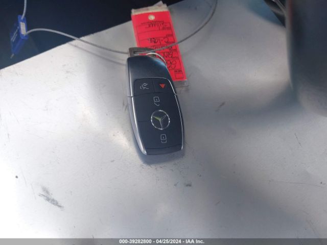WDDWK8DBXKF779038 Mercedes-Benz C 300