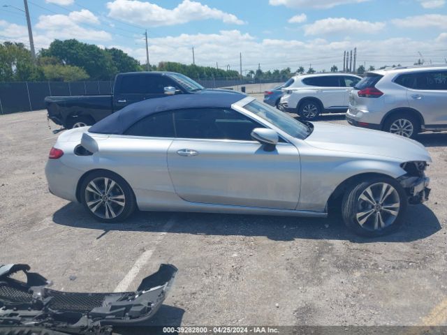WDDWK8DBXKF779038 Mercedes-Benz C 300