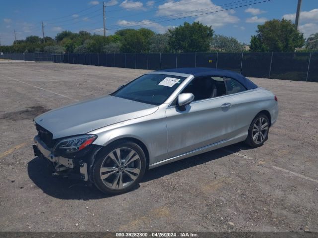 WDDWK8DBXKF779038 Mercedes-Benz C 300