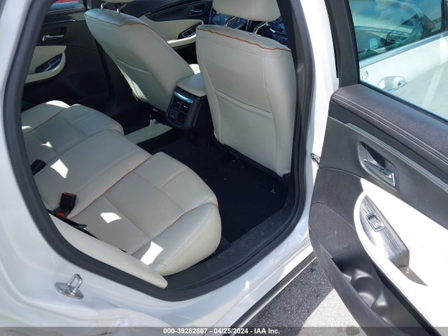 Chevrolet IMPALA 2LZ 2017 2G1145S30H9182144 Image 8