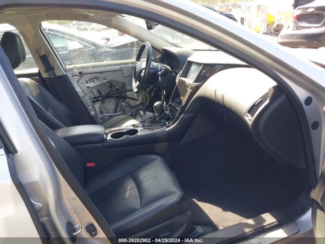 JN1BV7AR2FM397845 Infiniti Q50 Premium