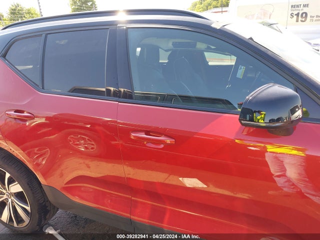 YV4ED3URXN2704896 Volvo Xc40 Recharge Pure Electric P8 Twin Plus