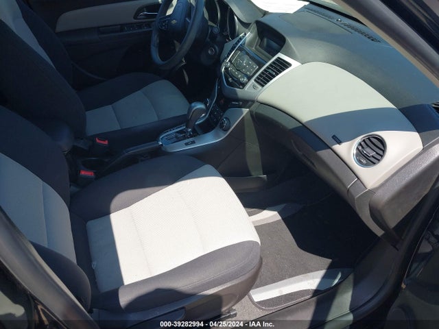 Chevrolet Cruze Limited Ls Auto 2016 1G1PC5SH9G7207146 Image 5