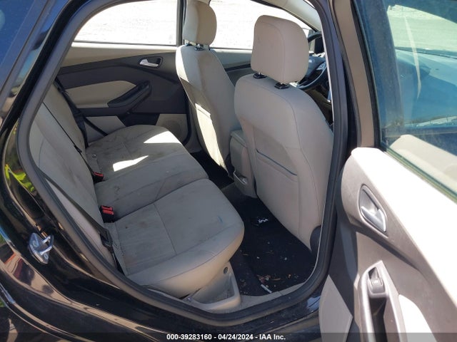 Ford FOCUS SE 2017 1FADP3K21HL224732 Image 8