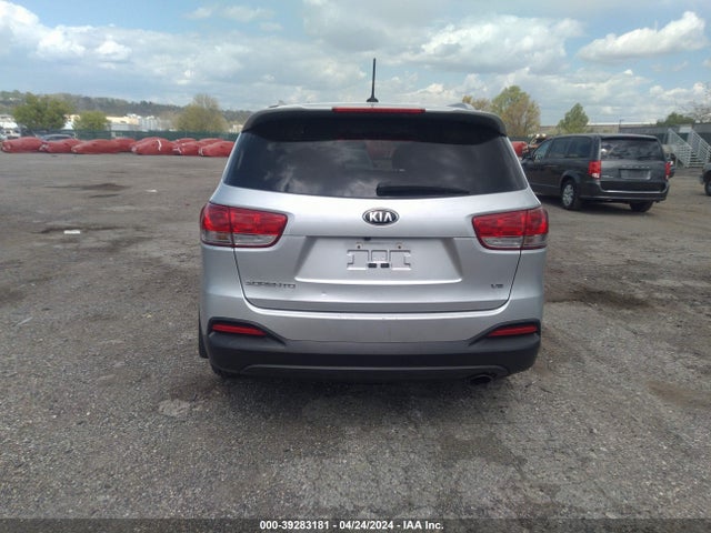 KIA Sorento 3.3l Lx 2018 5XYPG4A56JG358405 Image 16