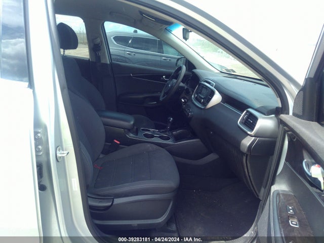 KIA Sorento 3.3l Lx 2018 5XYPG4A56JG358405 Image 5