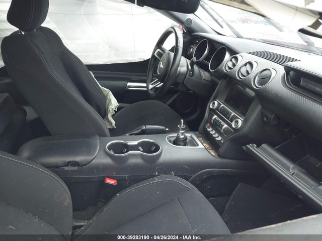 Ford Mustang Ecoboost Fastback 2021 1FA6P8TH2M5156898 Image 5