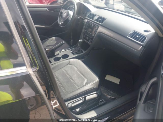 1VWAS7A33FC091673 Volkswagen Passat 1.8t Limited Edition
