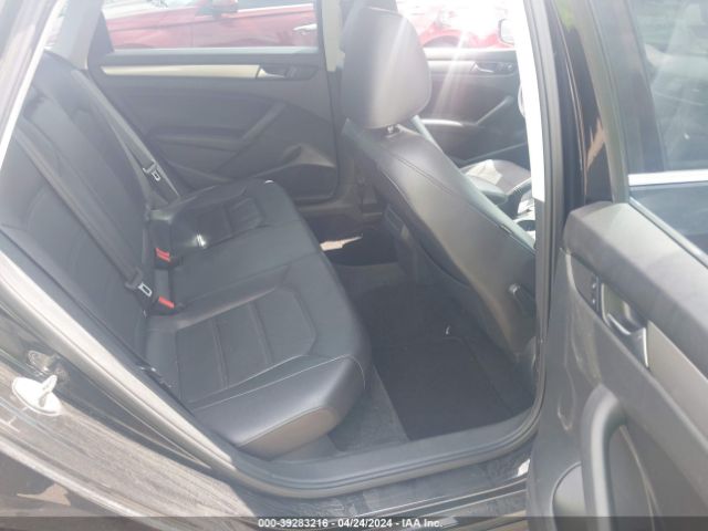 1VWAS7A33FC091673 Volkswagen Passat 1.8t Limited Edition