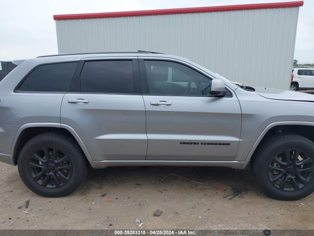 1C4RJFAG2JC491951 Jeep Grand Cherokee Altitude 4x4