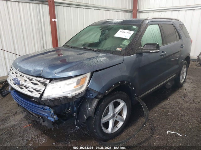Ford EXPLORER XLT 2018 1FM5K7D8XJGB13211 Image 2