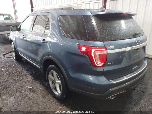 Ford EXPLORER XLT 2018 1FM5K7D8XJGB13211 Image 3