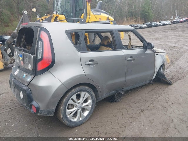 KIA SOUL + 2016 KNDJP3A58G7396899 Image 4