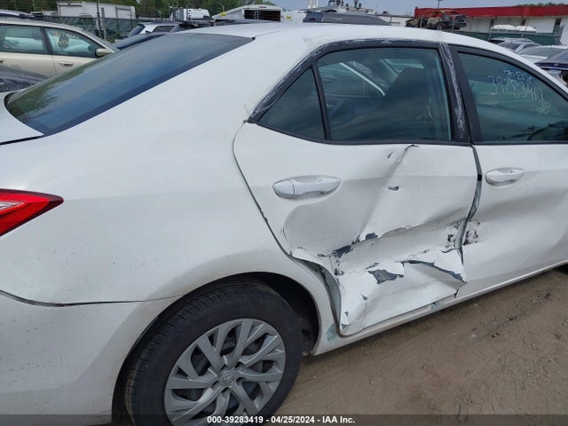 Toyota COROLLA LE 2017 2T1BURHE3HC907697 Image 6