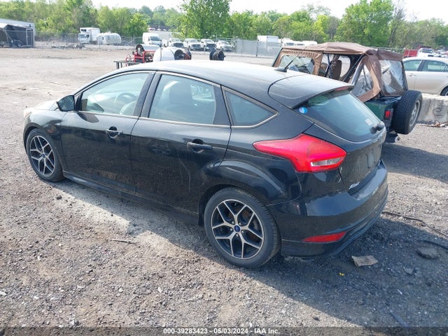 Ford FOCUS SE 2015 1FADP3K21FL360789 Image 3