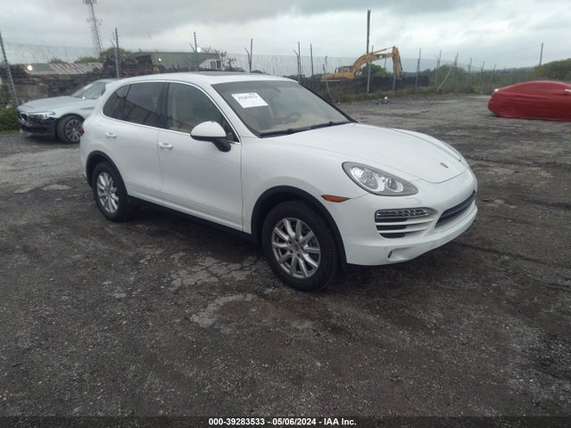 2013 PORSCHE CAYENNE WP1AA2A28DLA04734 Photo 0