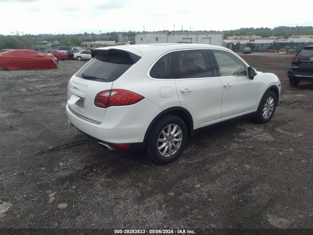 2013 PORSCHE CAYENNE WP1AA2A28DLA04734 Photo 3
