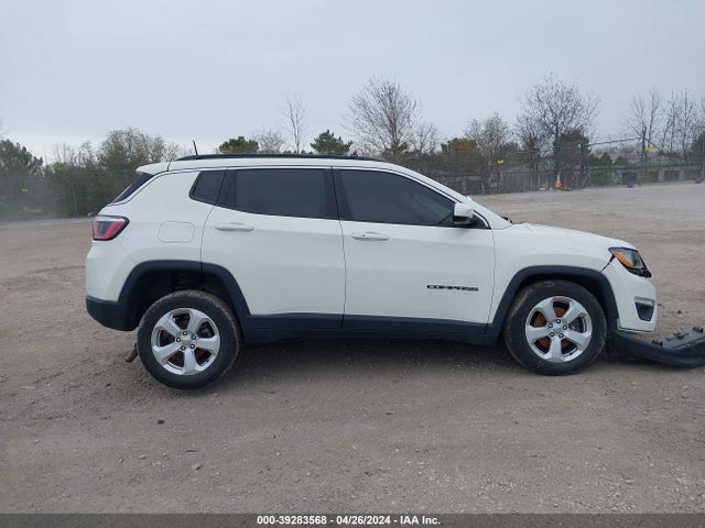 Jeep Compass Latitude 4x4 2018 3C4NJDBB7JT366812 Image 14