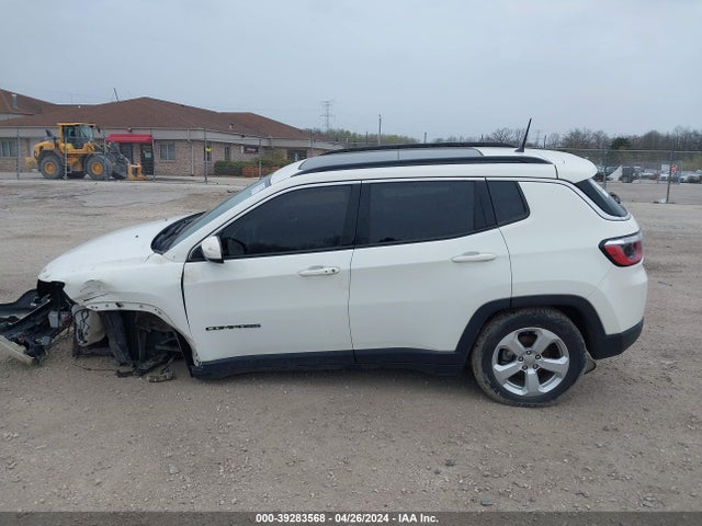 Jeep Compass Latitude 4x4 2018 3C4NJDBB7JT366812 Image 15