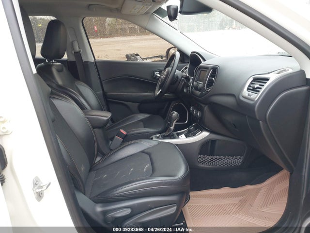 Jeep Compass Latitude 4x4 2018 3C4NJDBB7JT366812 Image 5
