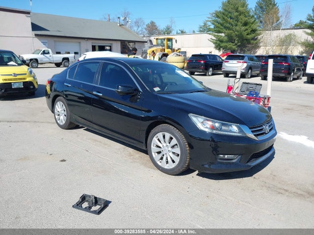 2015 1HGCR2F74FA243706 главное изображение
