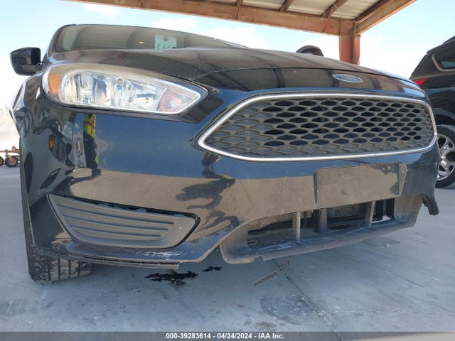 Ford FOCUS SE 2018 1FADP3K21JL319605 Image 12