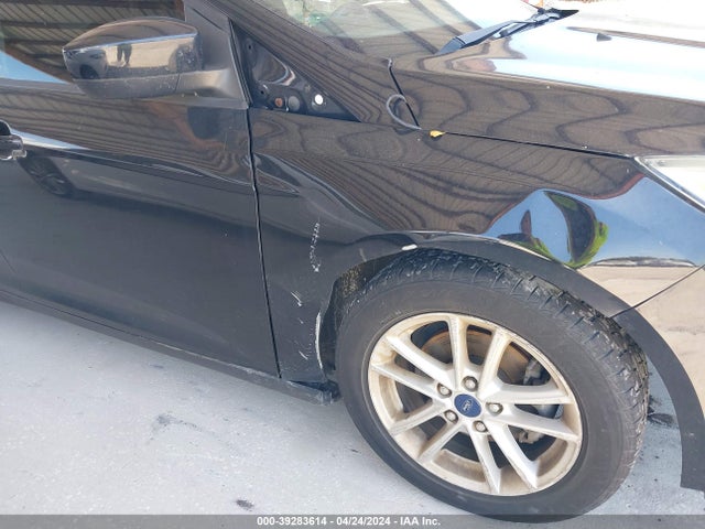Ford FOCUS SE 2018 1FADP3K21JL319605 Image 6