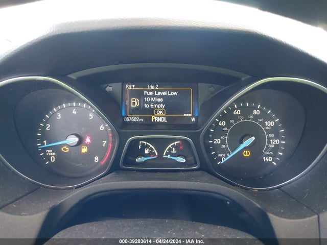 Ford FOCUS SE 2018 1FADP3K21JL319605 Image 7