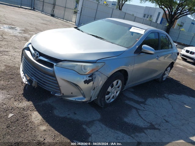 Toyota CAMRY LE 2015 4T1BF1FK3FU497354 Image 2