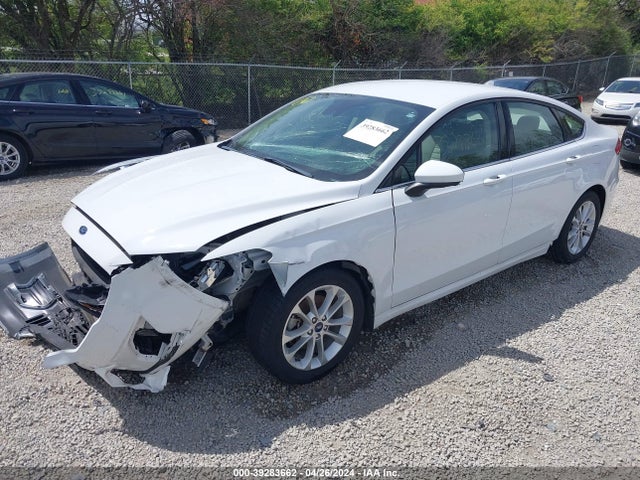 Ford FUSION SE 2019 3FA6P0HD0KR218820 Image 2