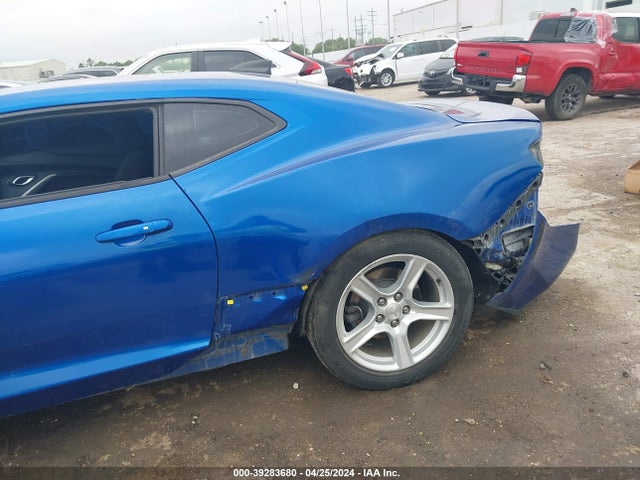 Chevrolet Camaro 1lt 2017 1G1FB1RS5H0168039 Image 18