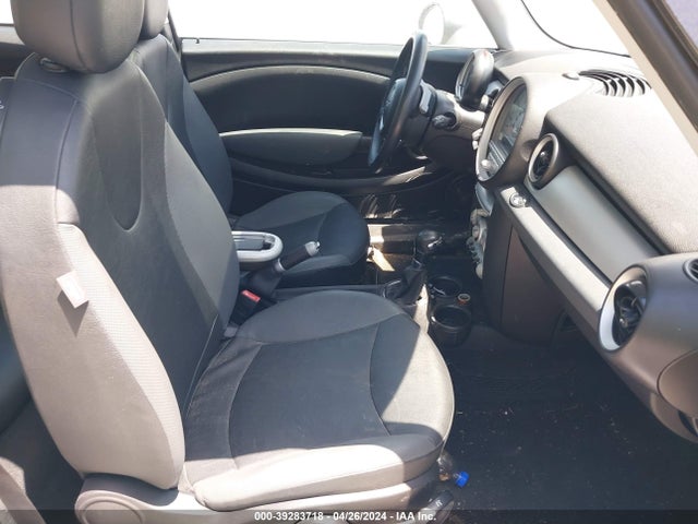 2008 MINI COOPER WMWMF33568TT60471 Photo 4